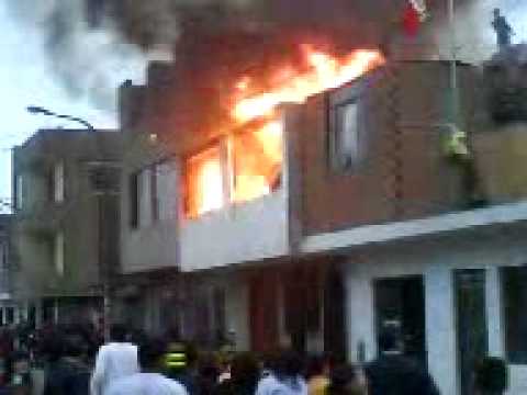 Incendio De una Casa en los Olivos Lima-Peru