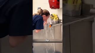 Emergency facilities for cleaning eyeballs