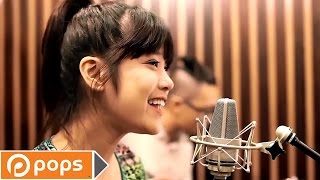 Vignette de la vidéo "Sống Như Những Đóa Hoa - ChiBi Hoàng Yến [Official]"