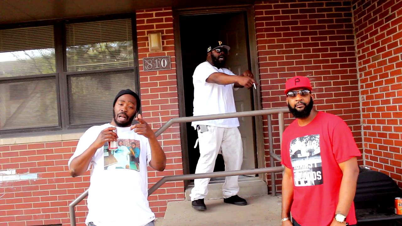 2GZZ AKA GROUND GAME GRADY- WHOLE THANG- DIRECTED BY SMOKE STYLES (OFFICIAL VIDEO)