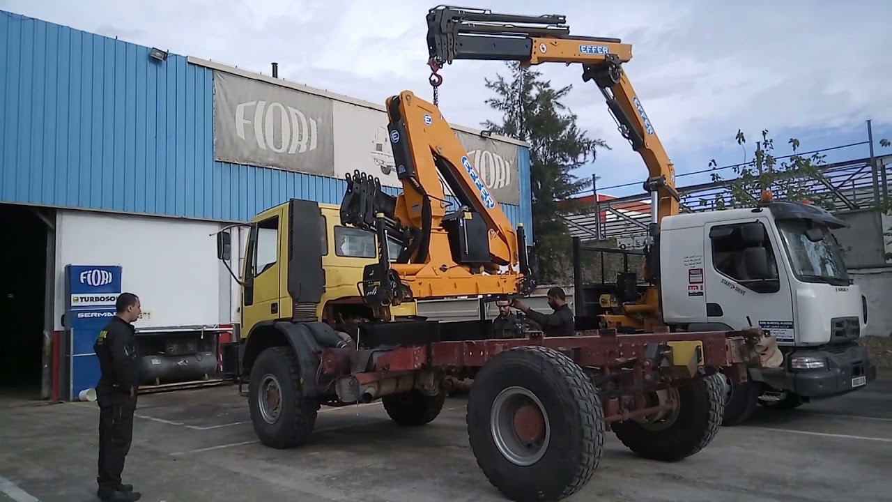 Camion IVECO 4X4   Grue EFFER 4 5t