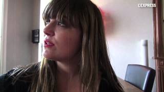 Julia Stone en session acoustique pour L'Express