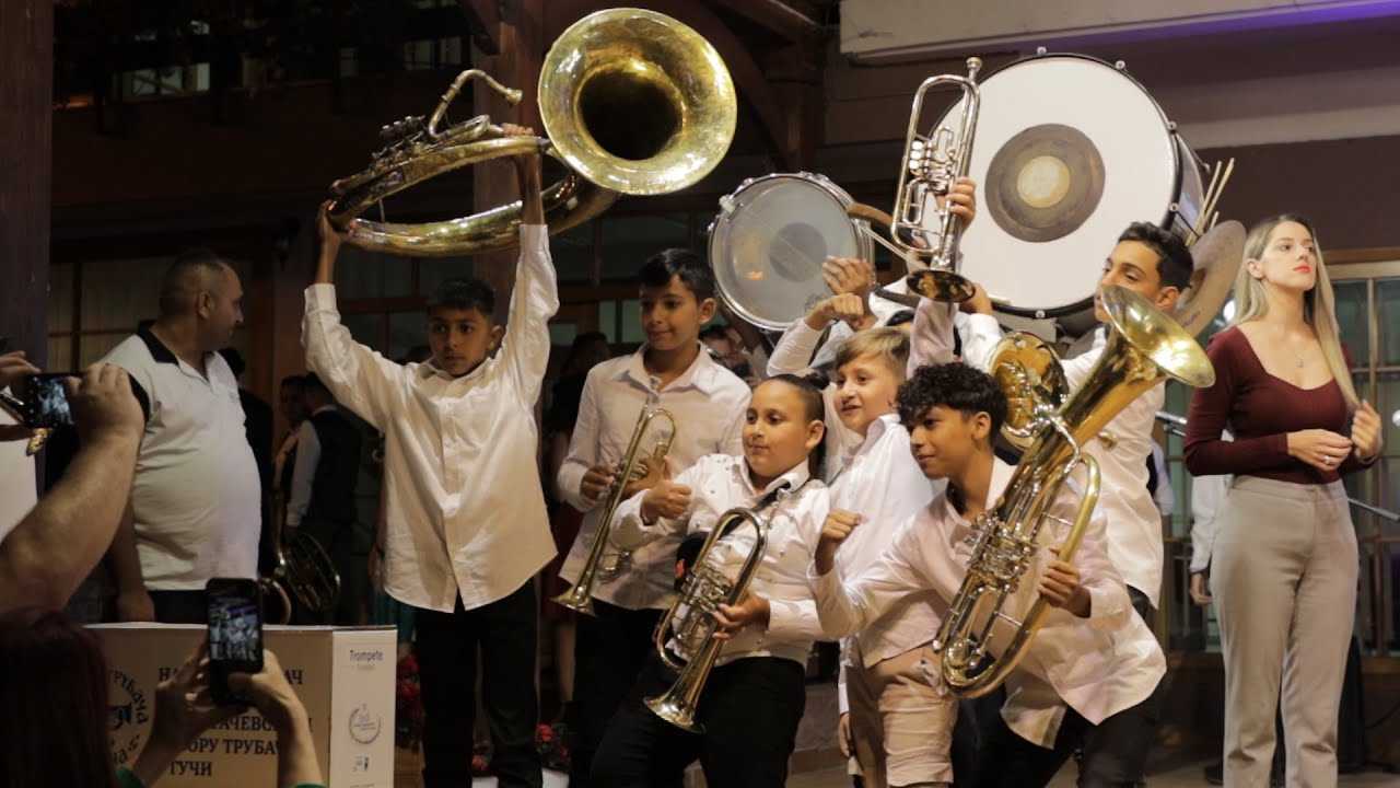 Zvuci trube, tradicije i veselja, drugi dan 62. Sabora trubača u Guči