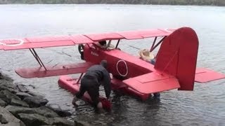 超巨大ラジコン赤とんぼの離陸事故　RC super giant seaplane 'Red dragonfly' failed to take off 1