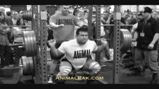 IFBB Pro Steve Kuclo Squats at the Arnold Classic