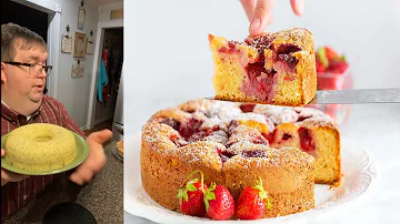 How to make Strawberry Cake || Homemade Strawberry Cake | Strawberries !!!😄👍🏻 2022