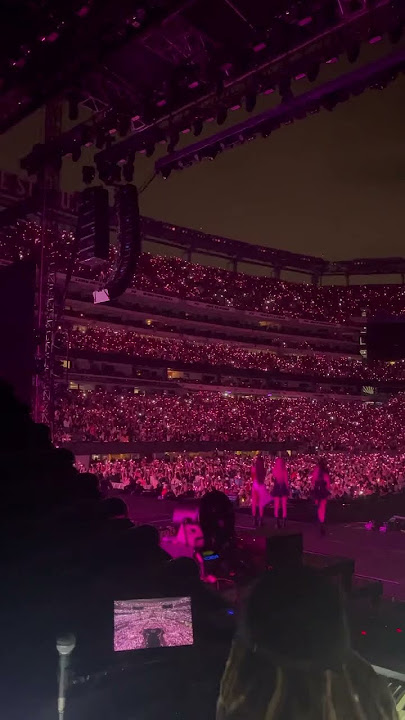 The city of Las Vegas turns pink to welcome BLACKPINK and BLINKS to  Allegiant Stadium