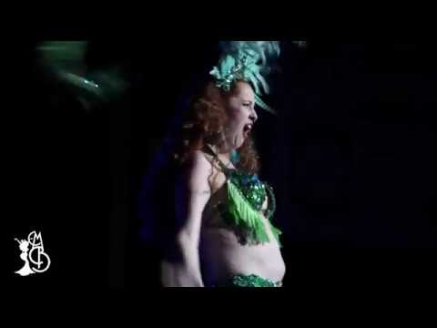 Miss Burlesque Ireland 2018 - Miss Burlesque Ireland Bella Agogo - Traditional