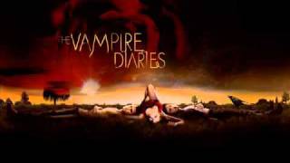 Vampire Diaries 1x01 - Take Me To The Riot ( Stars ) chords