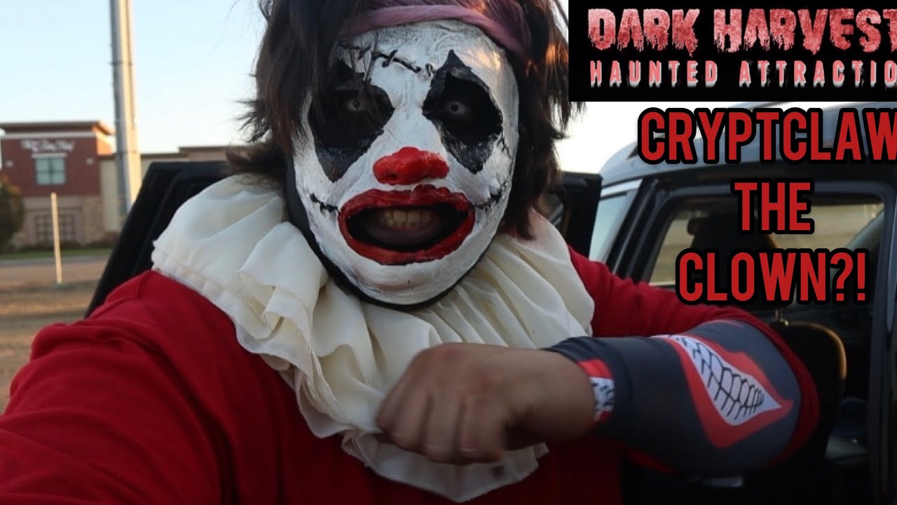 CRYPTCLAW THE CLOWN! AT DARK HARVEST HAUNTED MAZE! (HAUNT VLOG 2021)