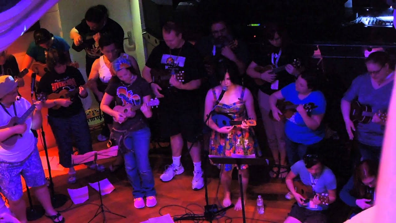 Kapo — Molly Lewis and the ukulele mêlée on JoCo Cruise Crazy 4