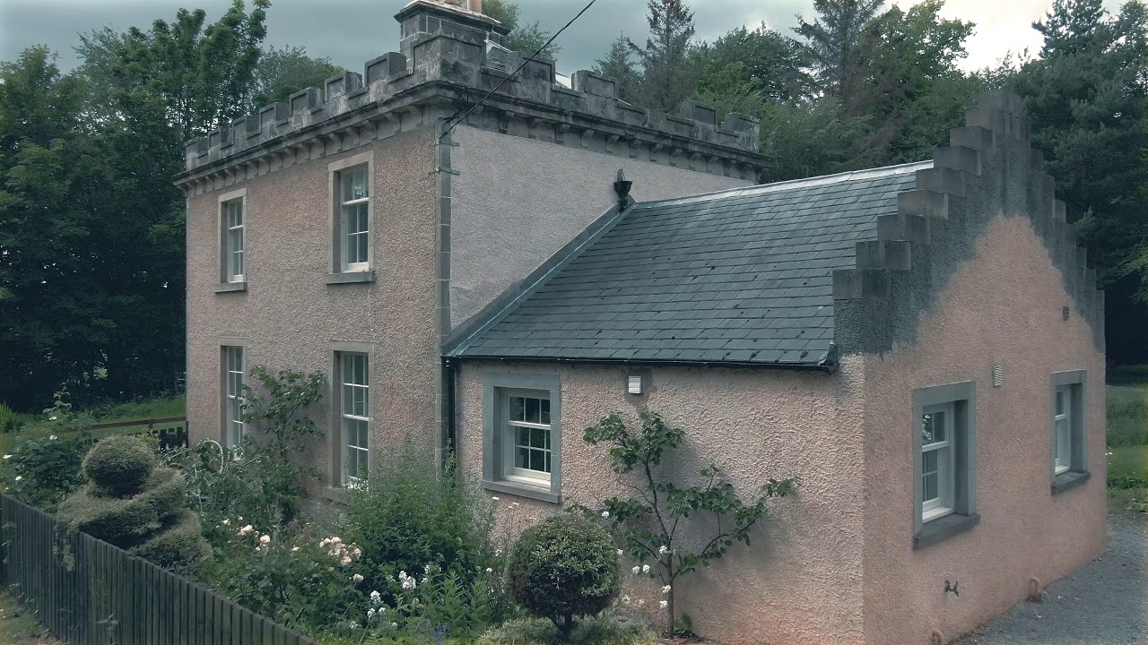 Gordon Castle Holiday Cottages | Quarry Gardens Lodge