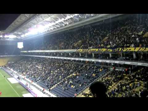 Soğukta Üşüsek Titresek Bile Sana Olan Aşkımız Bitmez Fenerbahçe