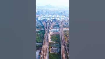 Guangzhou South Railway station, one of the biggest railway station in the world 🚆