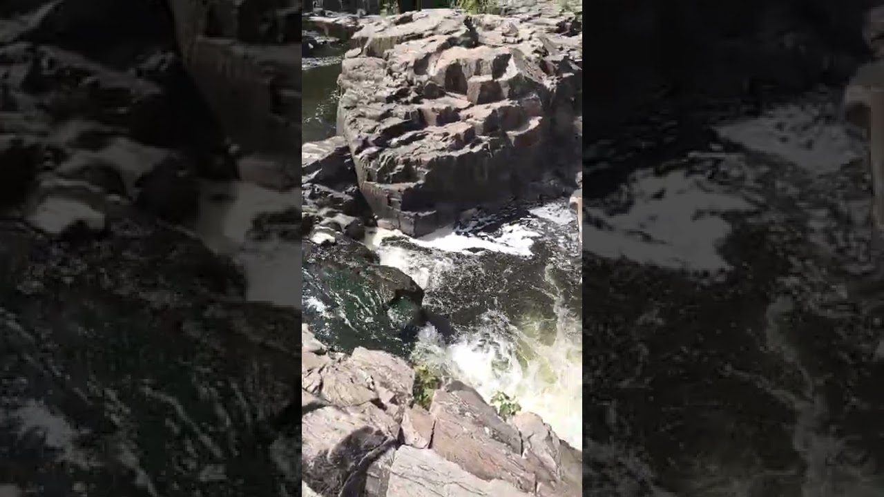 super smooth rocks Eau Claire Wisconsin Dells.