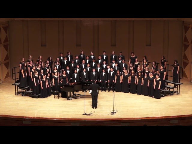 Korporativ ziyofatlarda ular mast odamlarni sikishadi. Yosh yigit bilan kampir porno