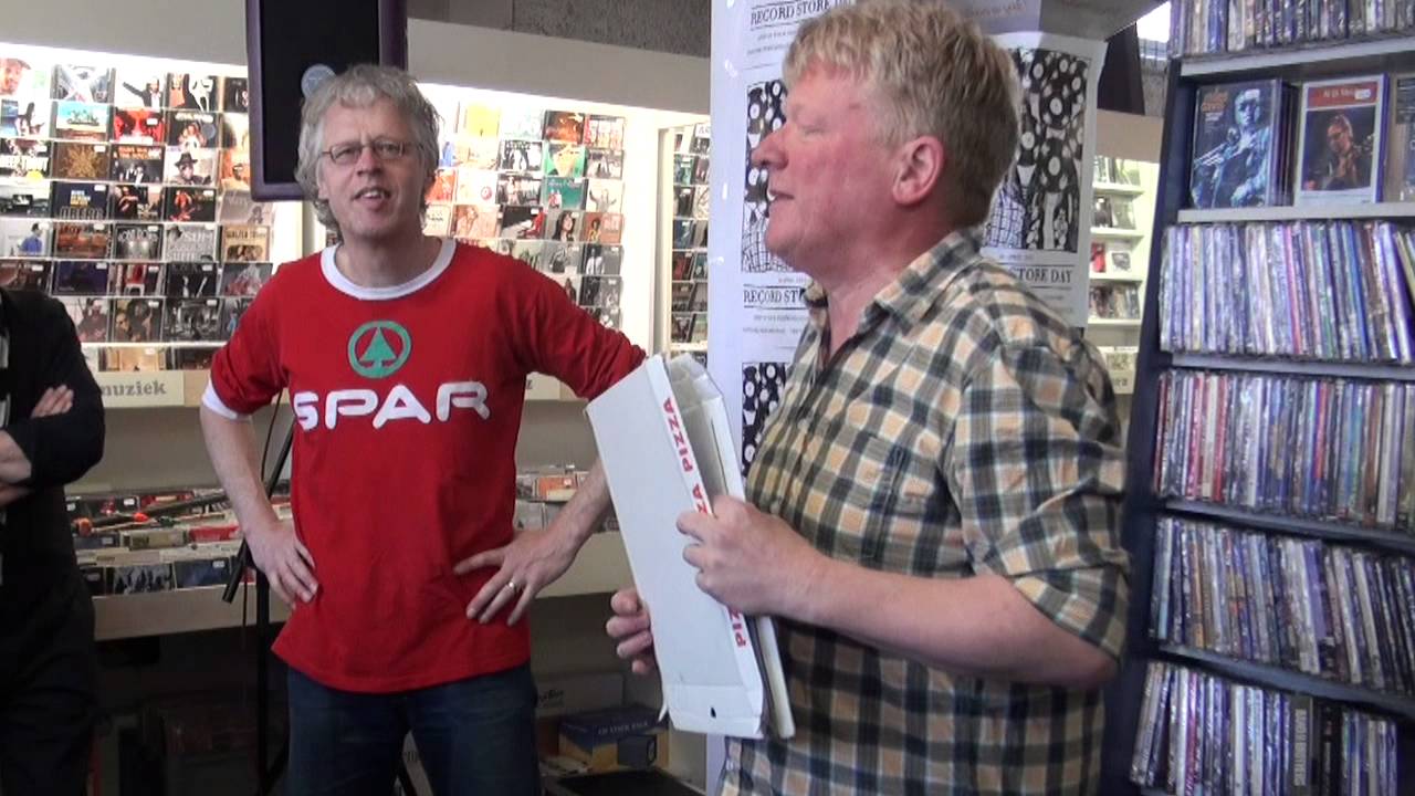 Pé & Rinus - De Plattelandsvrouwen en 2.0 (De meiden) Instore Evelyn Novacek