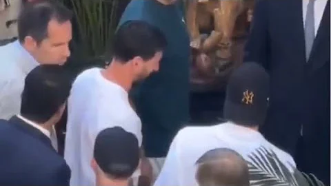 Messi arrives at The Taj Hotel Mumbai, India