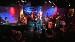 Video thumbnail of ""Hitsville, USA": Tracks Of My Tears (Smokey Robinson & The Miracles cover} - led by Alec Gross"