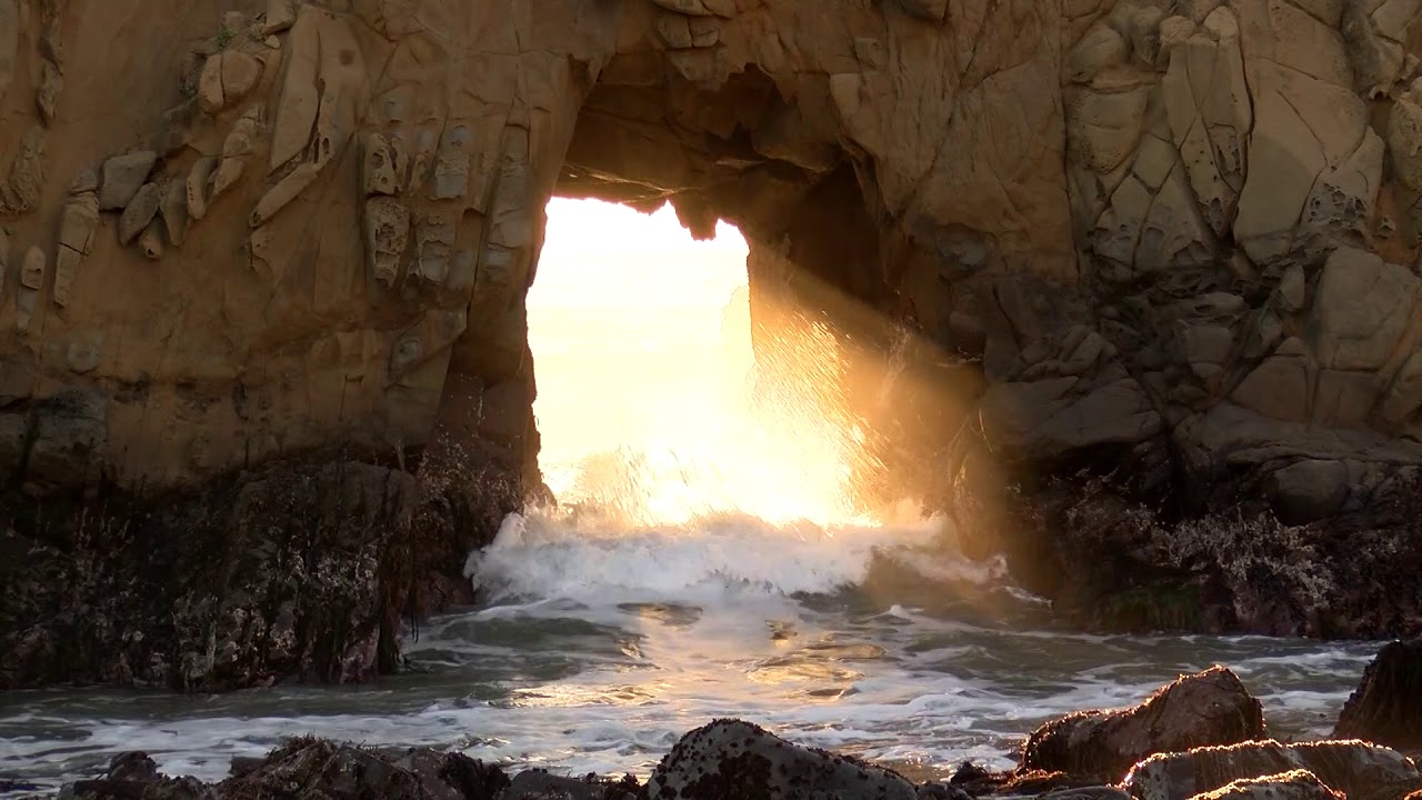 Photographers flock to Big Sur's Pfeiffer Beach to shoot rare sunset (surprise ending)