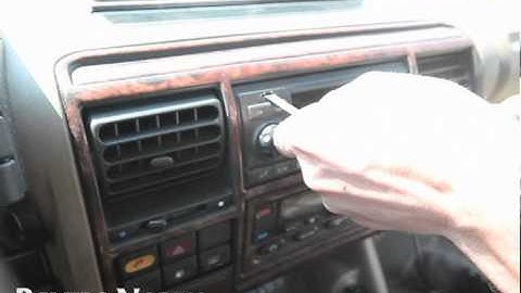 Land Rover Discovery II Radio Removal 
