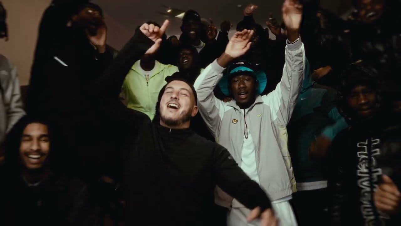 Watch Hornet La Frappe - Sentimental Feat. LaChine (Clip officiel) on YouTube Watch Hornet La Frappe - Sentimental Feat. LaChine (Clip officiel) on YouTube