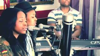 Video-Miniaturansicht von „SARA & YEDDI - DIEU TOUT PUISSANT BY GODLIVETELEVISION“