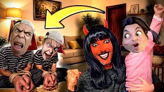 اخيرا  انتقمنا من الشرير وابوه  صدمناهم   الجزء الثاني  سمعها