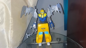 Transformers Cyberverse Crash ￼ Combiner Bumbleswoop￼