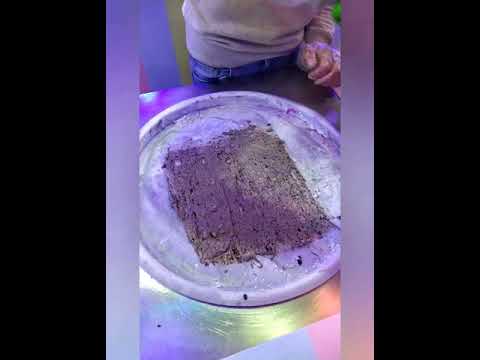 إيس رول ميكس براوني مع سنيكرز