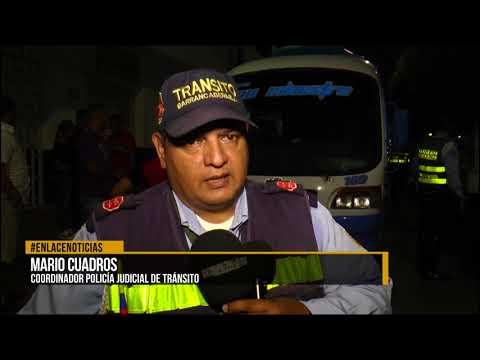 Conductor ebrio manejaba buseta de servicio público