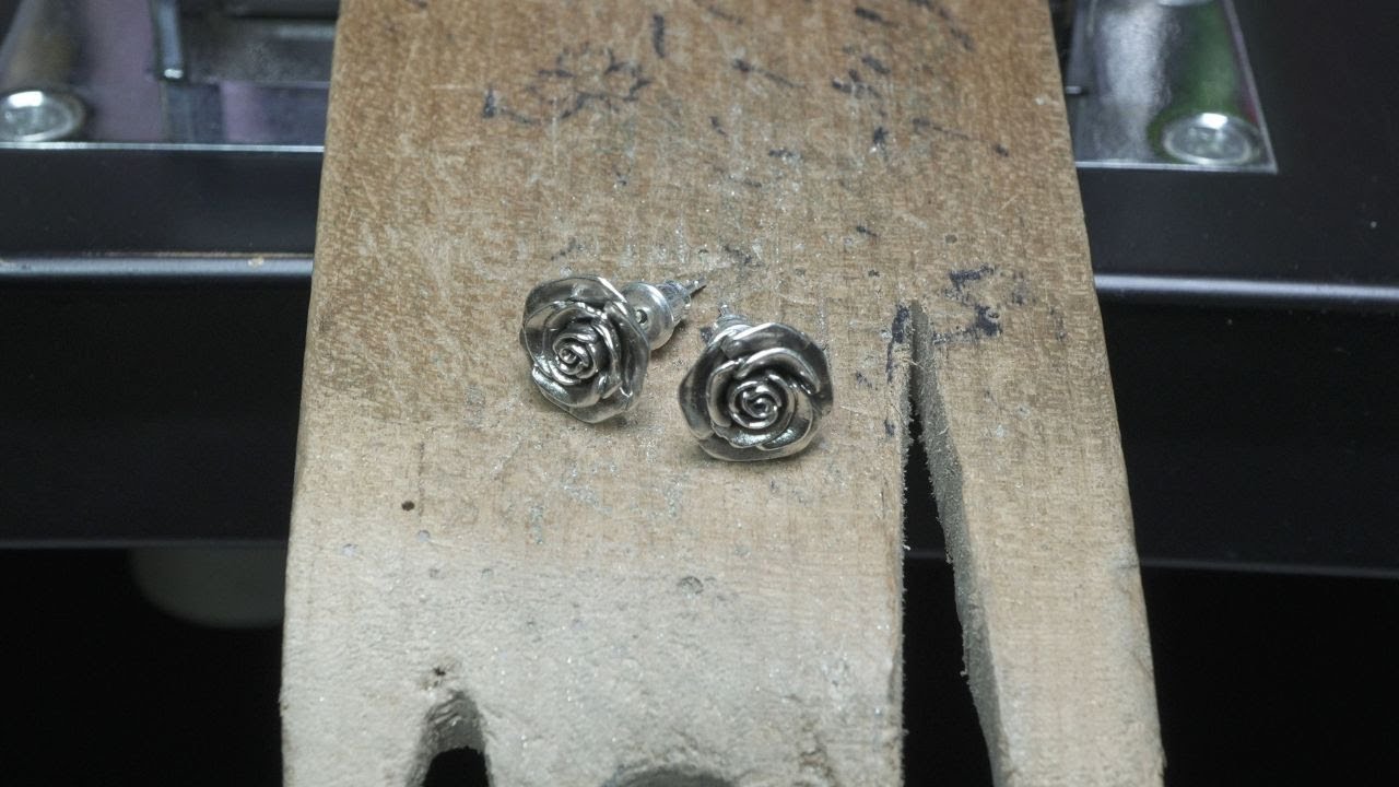 バラのピアス作製 - How to make rose earrings