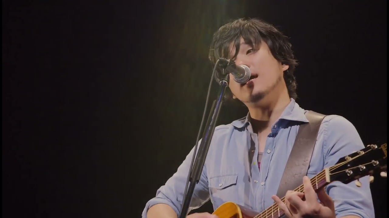 秦基博 - 月に向かって打て [Signed POP TOUR 2013] - YouTube