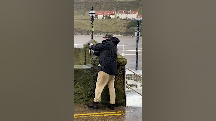 WHITBY: FILMING STORM DARRAGH EARLIER TODAY (Full Video to follow)