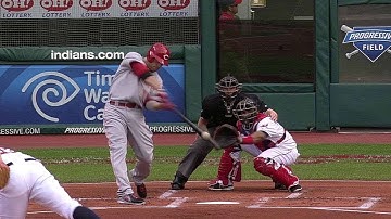 CIN@CLE: Votto opens the scoring with a solo blast
