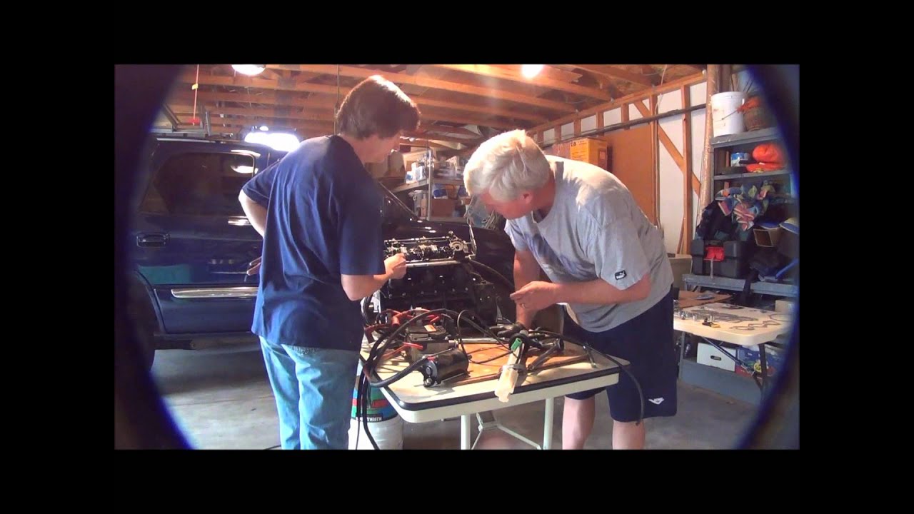 Working on the yamaha waverunner motor. - YouTube