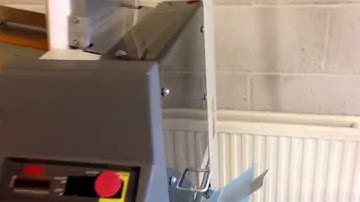 GBC AP2 ULTRA Auto Binding Punch