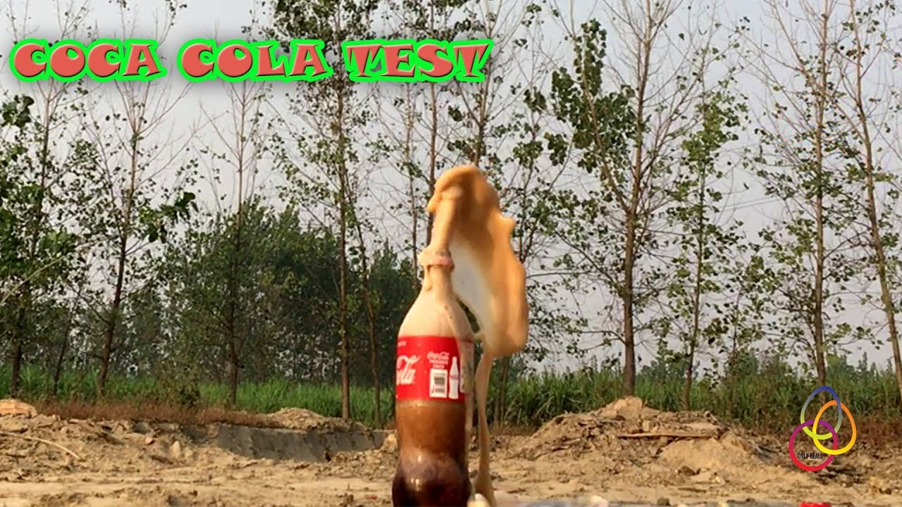 Coca Cola vs Baking Soda Reaction - YouTube