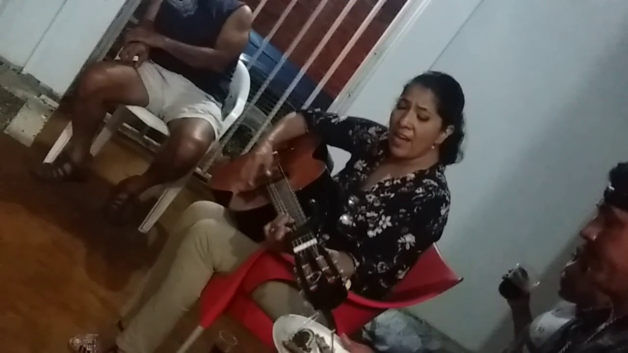 Me Follo A Mi Tia Dormida
