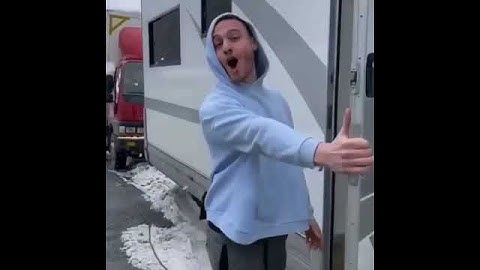KEREM BURSİN'İN SETTEN GÖRÜNTÜLERİ!