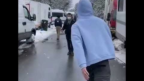 KEREM BURSİN'İN SETTEN GÖRÜNTÜLERİ!