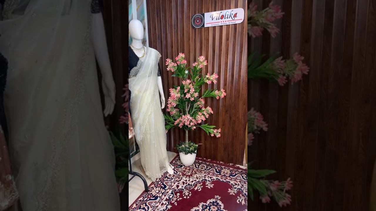 Exclusive handworked sarees ✨Lovingly crafted with fine hand detailing