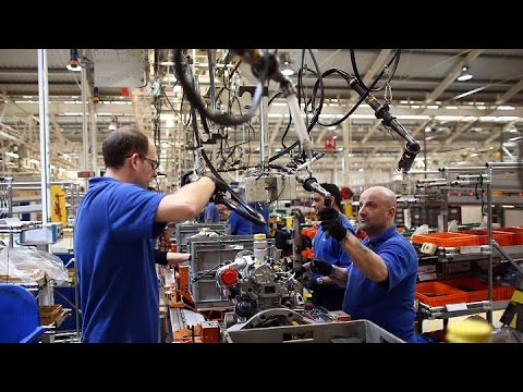 US Manufacturing Activity Shrinks by Most in Five Months