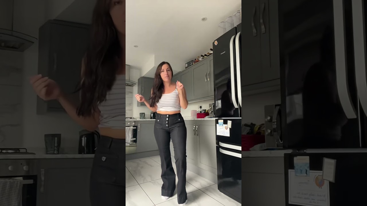 Cozy Jean Style for Autumn & Winter Vibes 