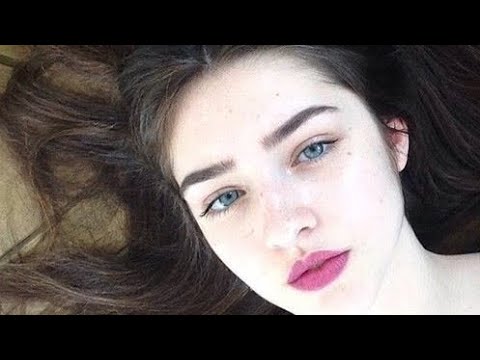 بيضاء كلثلج