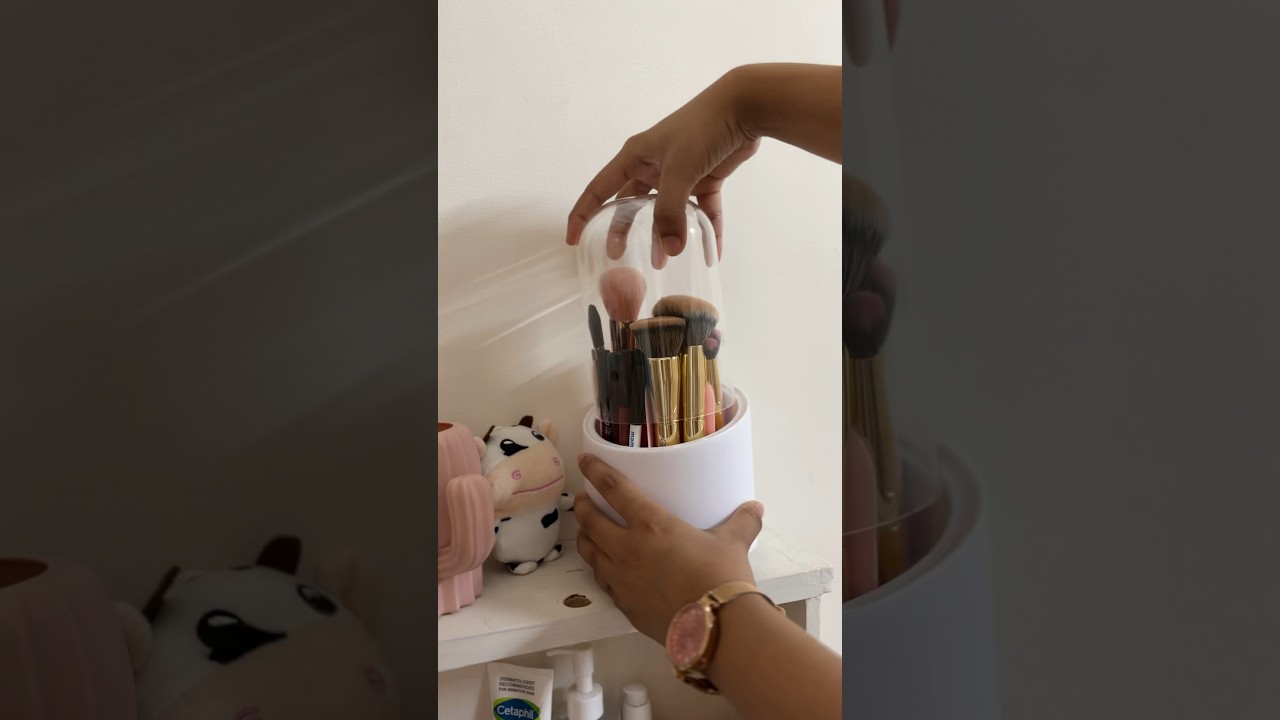 Meesho makeup brush rotating storage | Under Rs. 200 
