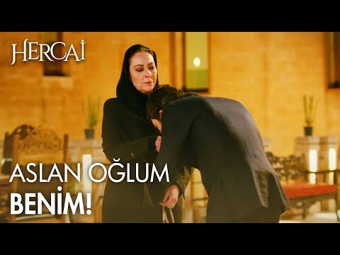 Azize Hanım, Miran'la gurur duydu! - Hercai Efsane Sahneler