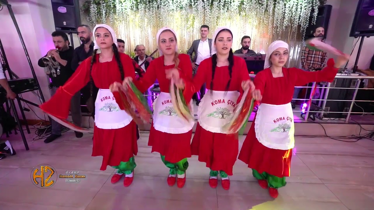 اجمل رقصات فلكلور - فرقة كوما چيا في اسطنبول !!