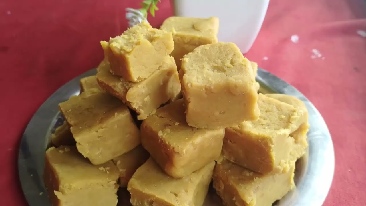 নতুন পদ্ধতিতে  লোভোনিয় মিষ্টি রেসিপি।মাস ধরে সংরক্ষণ করা যায়। রুটি ও পরোটা দিয়ে খেতে দারুন লাগে 