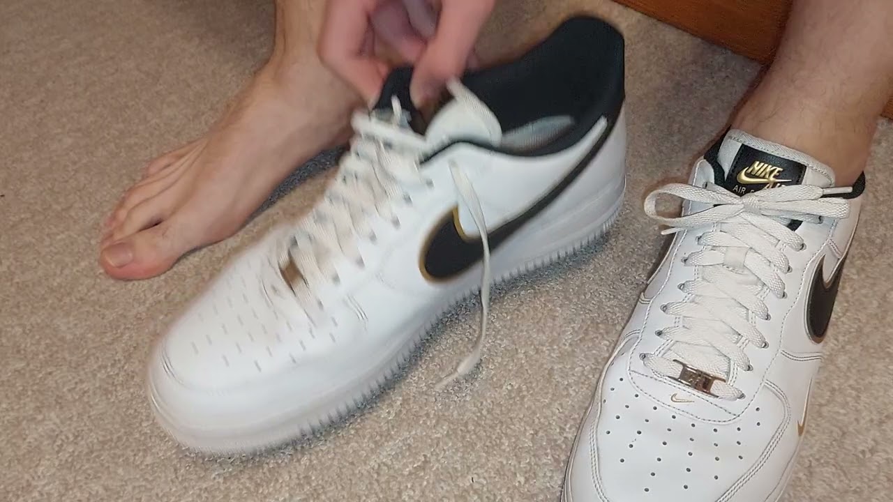 SOCKLESS IN NIKE AIR FORCE 1 LV8!!!